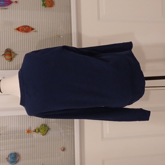 4/$40 Navy Blue Long Sleeve Tee Size Small - Picture 4 of 6